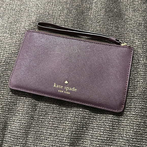Kate spade wristlet - Picture 3 of 4